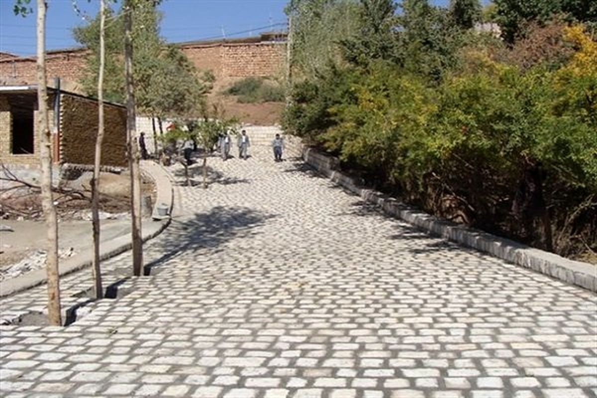 لزوم توسعه و عمران روستاهای بروجرد با هدف ارتقای زیرساخت‌ها و حفظ بافت سنتی و گردشگری 