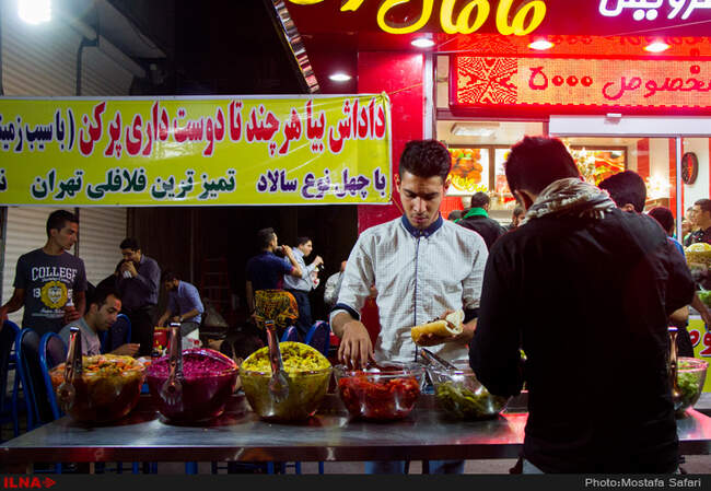 حال و هوای تهران در شب های ماه مبارک رمضان