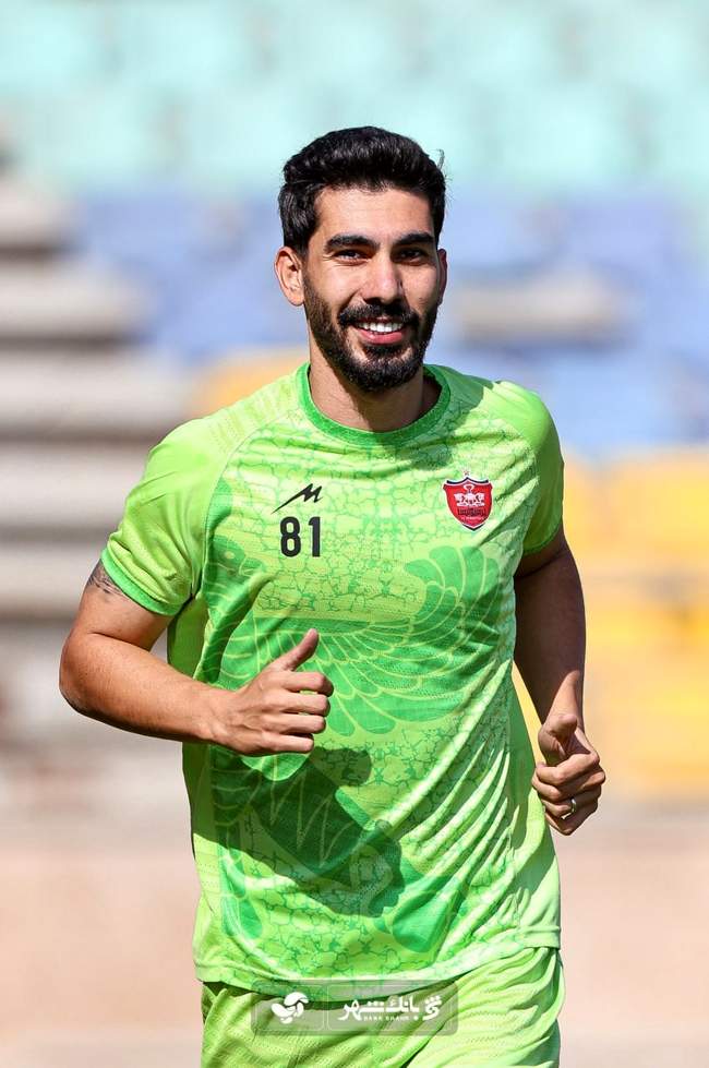 گزارش تصویری تمرین امروز پرسپولیس با یک مهمان ویژه
