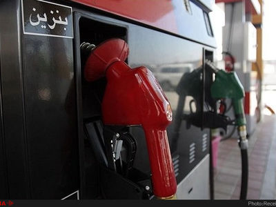 مجلس و دولت هنوز به یک مدل اجماعی برای تغییر نرخ بنزین نرسیده‌اند