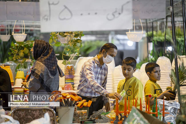 هشتمین نمایشگاه گل و گیاه در یزد