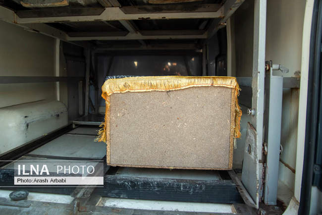 مراسم تشییع پیکر عنایت بخشی