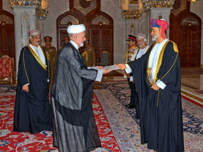 رایزنی سفیر ایران با پادشاه عمان