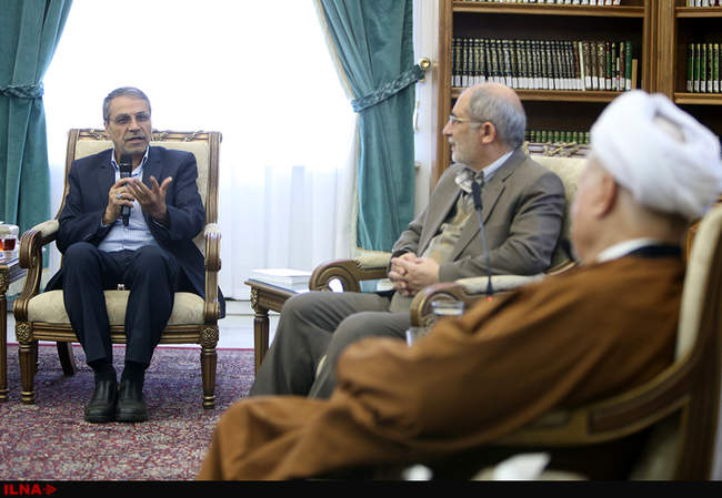  دیدار جمعی از سرداران بازنشسته سپاه پاسداران با آیت‌الله هاشمی رفس�