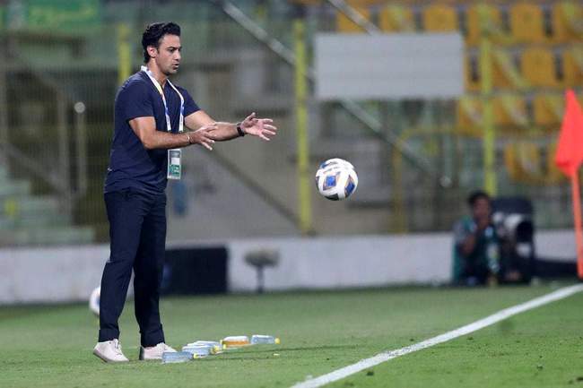 گزارش تصویری نیمه اول بازی استقلال و الهلال