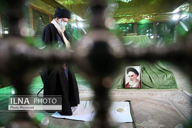 حضور رهبر انقلاب در مرقد مطهر امام راحل و گلزار شهدای بهشت زهرا
