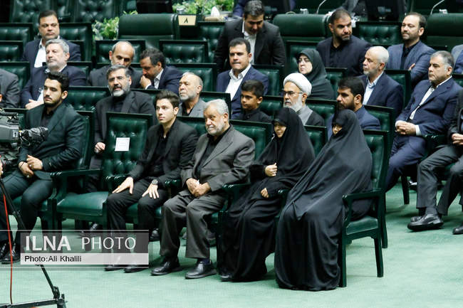 مراسم پاسداشت شهدای خدمت در مجلس