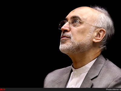 چه کسی می‌تواند نقش صالحی در پیشرفت علمی ایران را انکار کند؟!