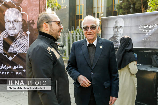 مراسم تشییع پیکر هادی مرزبان