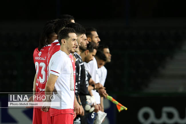 دیدار تیم های فوتبال پرسپولیس تهران و ملوان بندرانزلی