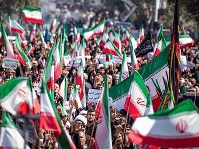 گزارش اسپوتنیک از راهپیمایی ۲۲ بهمن