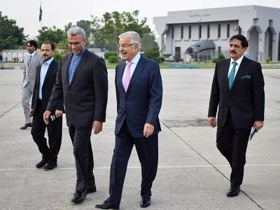 Pakistani Foreign Minister is in Iran to discuss new US policy for Afghanistan