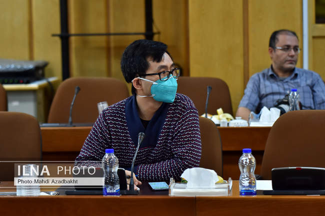 نشست خبری معاون پارلمانی رئیس جمهور