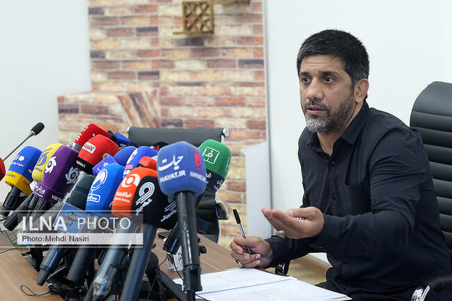   علیرضا دبیر