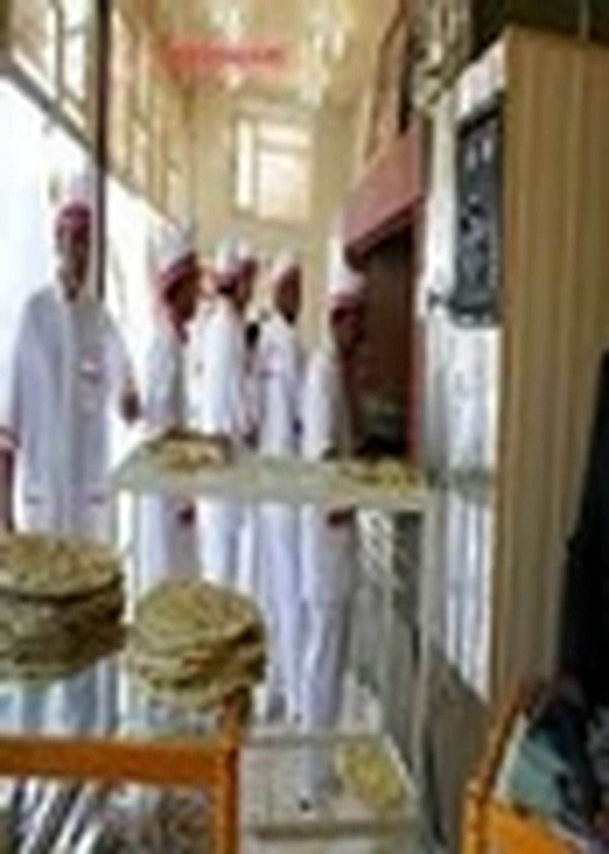نانوایی‌های فومن دوگانه سوز می‌شوند