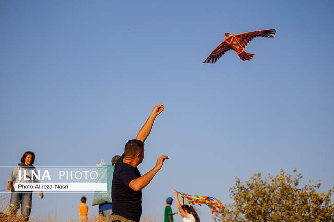 جشنواره پرواز بادبادک‌ها در قزوین