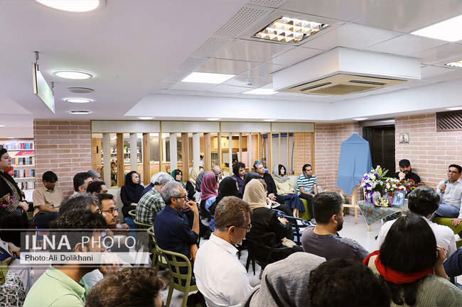 مراسم رونمایی از رمان  «مرد شب» نوشته‌ی بهزاد حبیب زاده