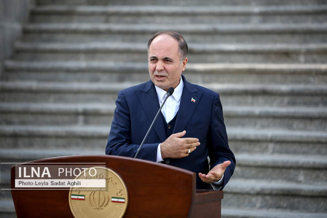 حاشیه جلسه هیات دولت - ۲۶ آذر