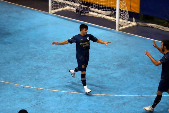 گزارش تصویری دیدار گیتی پسند و گهرزمین سیرجان