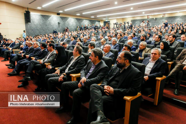 آیین نواختن زنگ آغاز معاملات