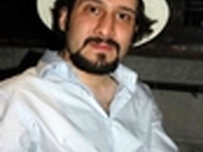 اردوان وثوقی با «سکوت سیاه» ۱۵ سالگی هرمس را تبریک می‌گوید