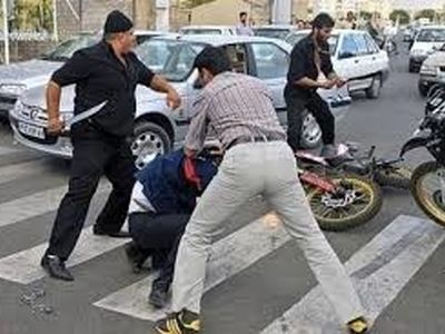 حمله اراذل به مردم در جنوب تهران+فیلم