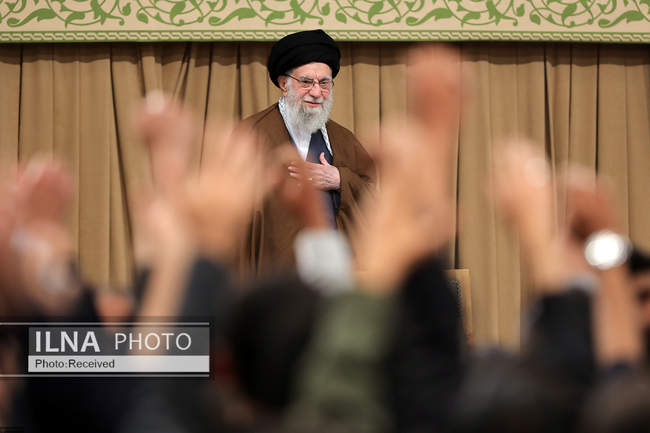 دیدار دانش‌آموزان و دانشجویان با مقام معظم رهبری