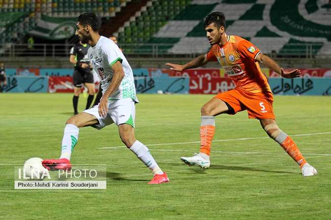 دیدار تیم های ذوب آهن اصفهان و سایپا