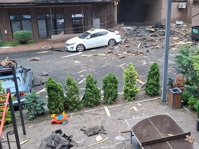 Missile hits vicinity of Azerbaijani embassy in Kyiv