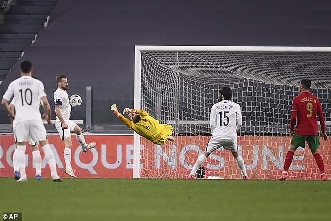1616624040_839_Portugal-1-0-Azerbaijan-Ronaldo-and-co-start-2022-World-Cup