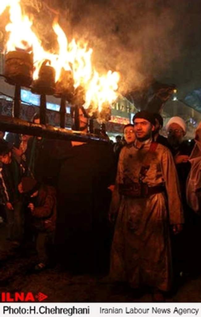 آئین عزاداری ومشعل گردانی نجفیهای مقیم قم