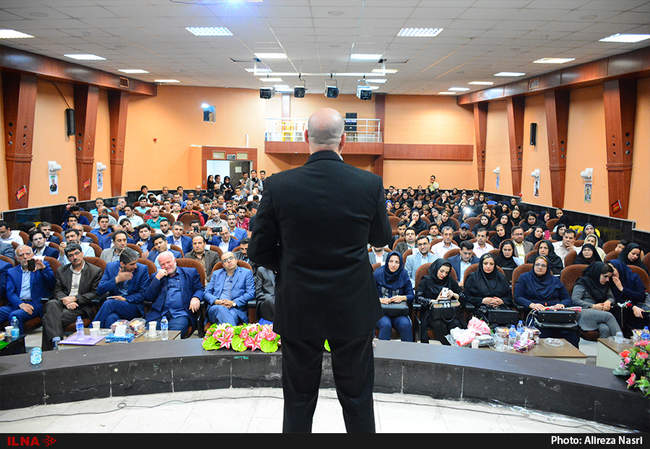 جشن روز معلم در دانشگاه علمی-کاربردی خانه کارگر قزوین 