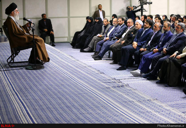 دیدار رئیس و مدیران سازمان صدا و سیما با رهبر انقلاب