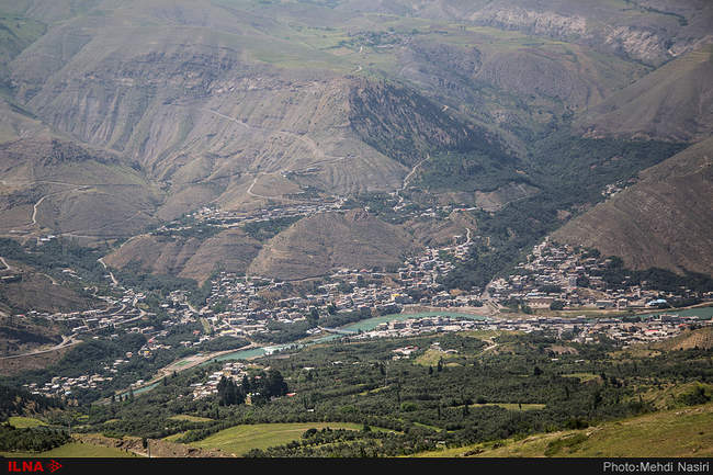 روستای کلشتر و توربین‌های بادی منجیل