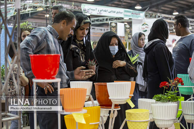 هشتمین نمایشگاه گل و گیاه در یزد