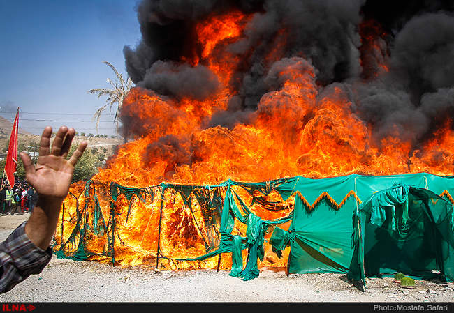 مراسم خیمه سوزان در طاقانک چهارمحال و بختیاری