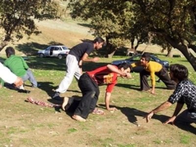 «گرزان» بازی فراموش ناشدنی مردمان کُرد / تصویر
