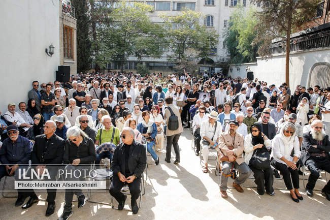 مراسم تشییع پیکر ناصر تقوایی