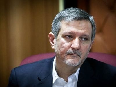 واکنش وزارت علوم به خروج ۹۰۰ استاد از کشور/ اساتید از نظر معیشتی در مضیقه هستند/حقوقشان فقط کفاف اجاره خانه می‌دهد 