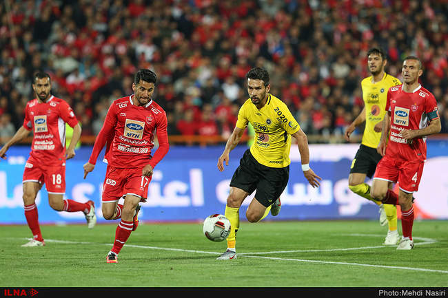 دیدار تیمهای پرسپولیس تهران و سپاهان اصفهان