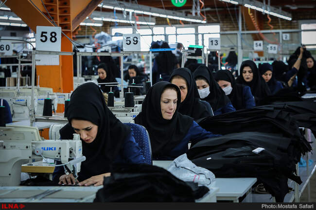 بازدید معاون توسعه اشتغال وزیر تعاون، کار و رفاه اجتماعی از کارخانه روناک جین