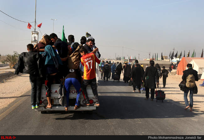 راهپیمایی زائران اربعین حسینی از نجف تا کربلا/2