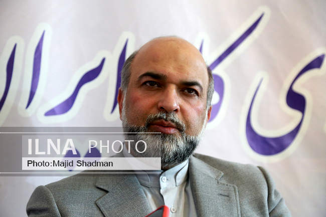 نمایشگاه مطبوعات در چهارمین روز کاری