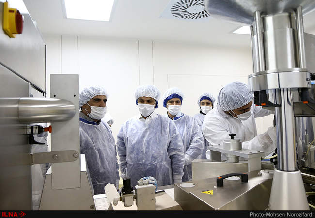 دیدار سرزده اعضای فراکسیون غذا و دارو از شرکت های تولید دارو