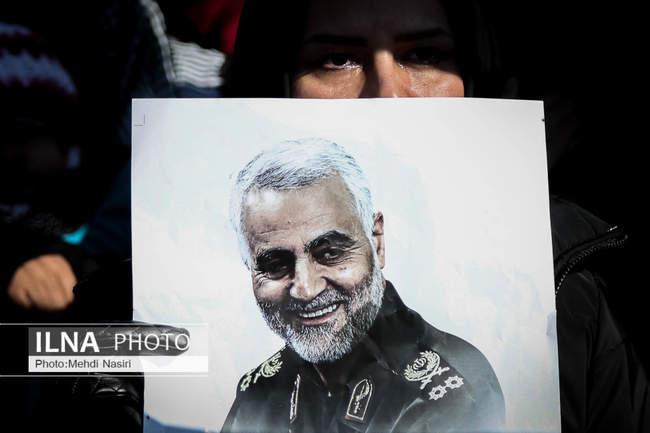 مراسم وداع کرمانی‌ها با پیکر پاک شهید سپهبد قاسم سلیمانی