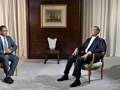 عبداللهیان: 28 رسالة من أمریکا والدول الغربیة الى حزب الله ترجوه ضبط النفس