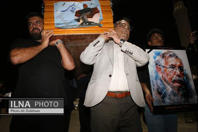 ورود پیکر استاد محمدعلی بهمنی به بندرعباس