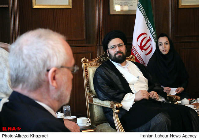 نهمین همایش امام خمینی (ره) وسیاست خارجی