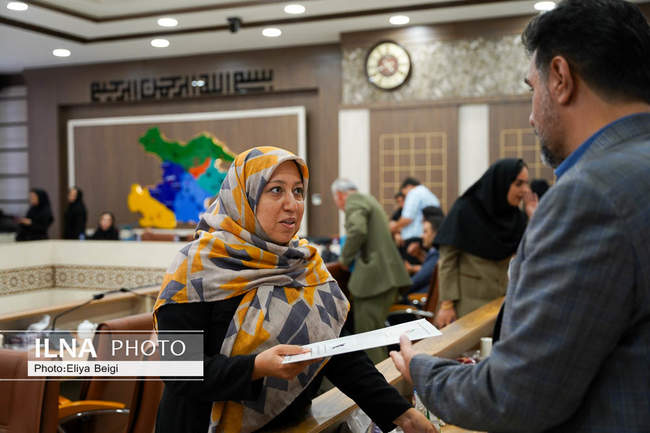 نشست خبری مدیرعامل شرکت شهرک‌های صنعتی قزوین به مناسبت روز خبرنگار