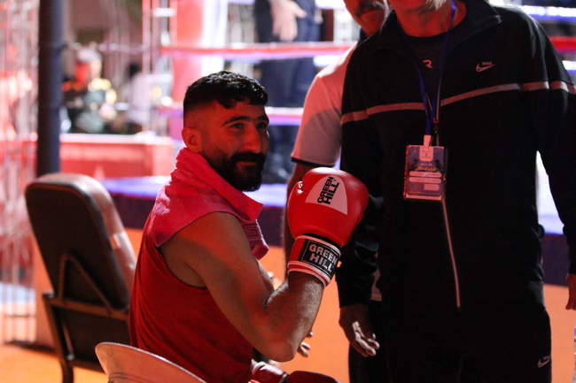 بیستمین دوره مسابقات قهرمانی بوکس کشور 